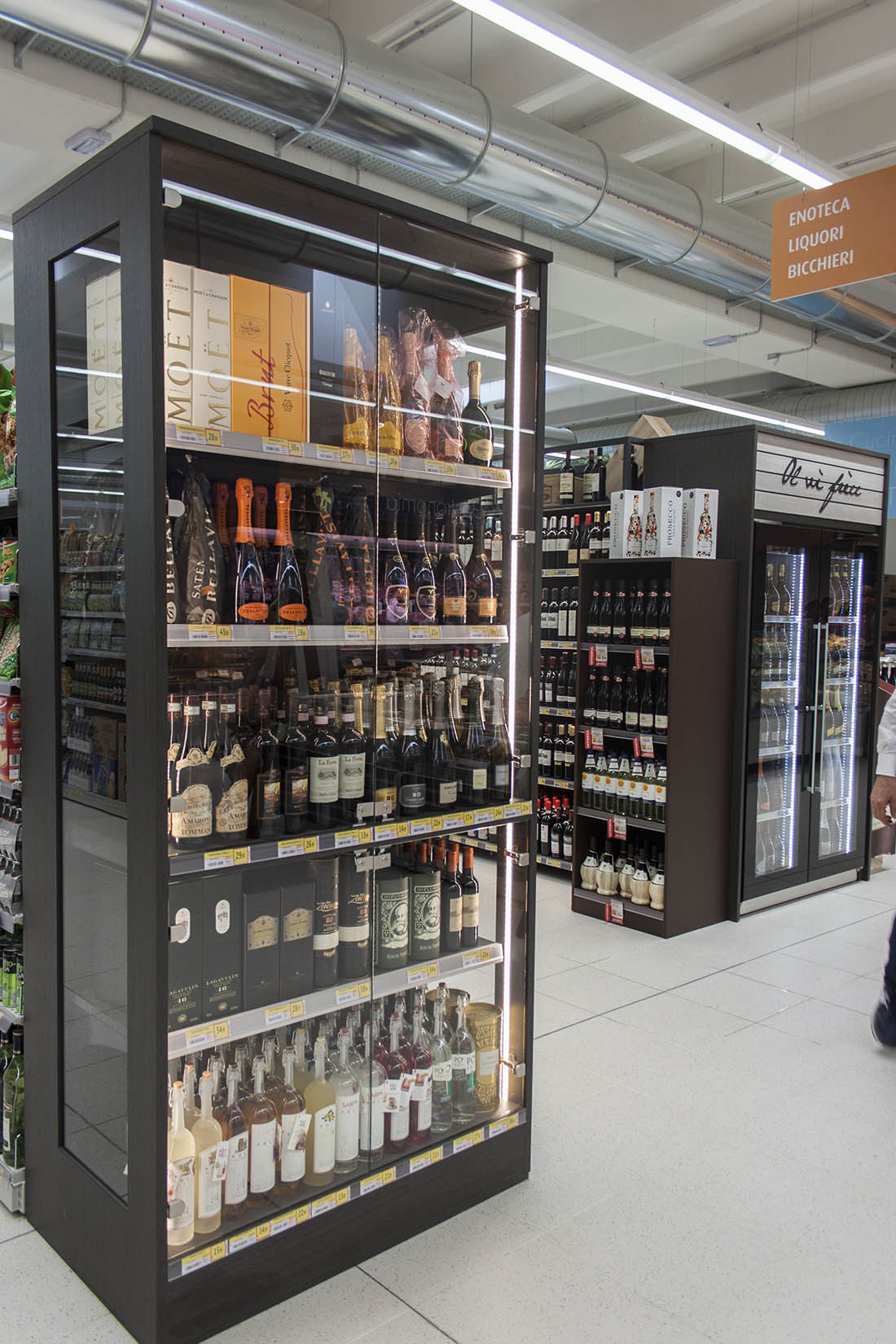 Allestimento reparto macelleria supermercati