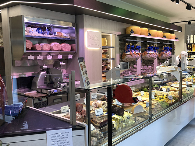 Allestimento reparto macelleria supermercati