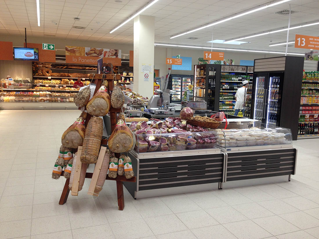 Allestimento reparto macelleria supermercati