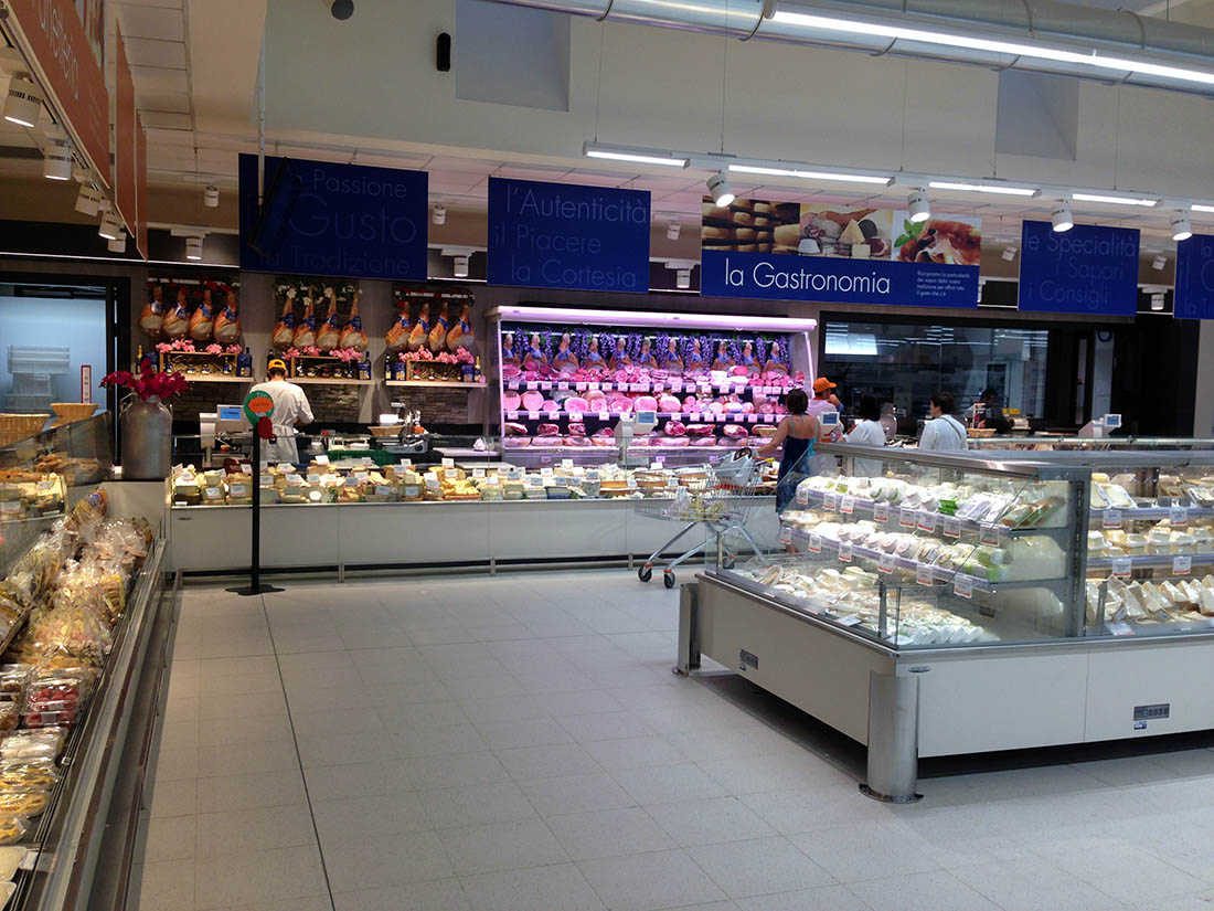 Allestimento reparto macelleria supermercati